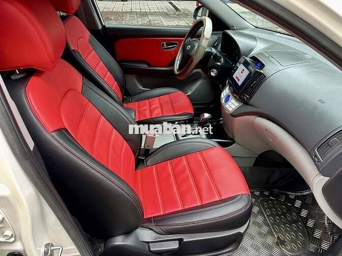 Hyundai Avante 2012 1.6 AT - 70000 km