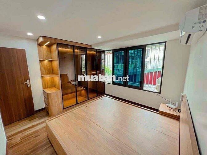 Tập thể Tân Mai 2 thoáng 55m2, 2 ngủ ô tô đỗ, sổ riêng, tặng nội thất