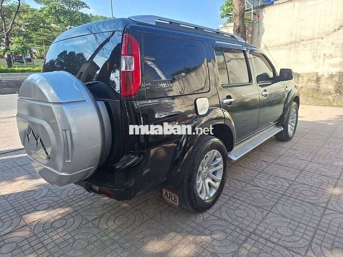 Ford Everest 2014 Đen