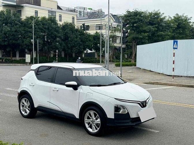 VinFast VF5 2024 Plus mua pin