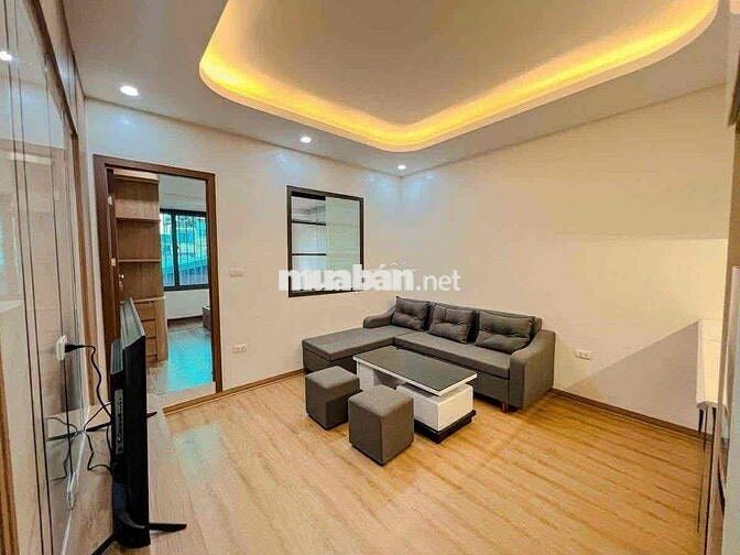 Tập thể Tân Mai 2 thoáng 55m2, 2 ngủ ô tô đỗ, sổ riêng, tặng nội thất