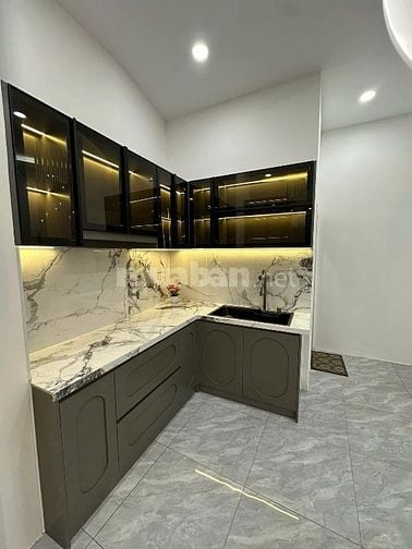 Nhà xây mới 100% Âu Dương Lân. Phường Chánh Hưng ( P3 Q8 cũ )