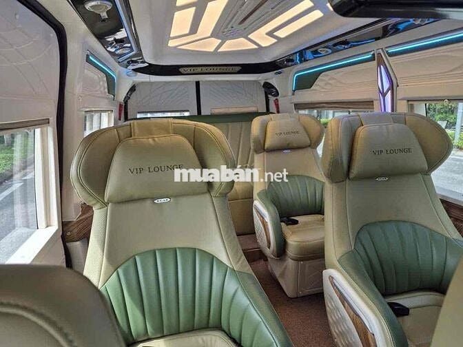 Ford Transit 2023 Viploue Limousine - 28000 km