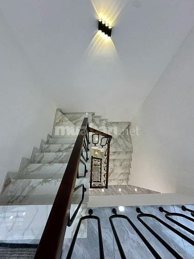 Nhà xây mới 100% Âu Dương Lân. Phường Chánh Hưng ( P3 Q8 cũ )