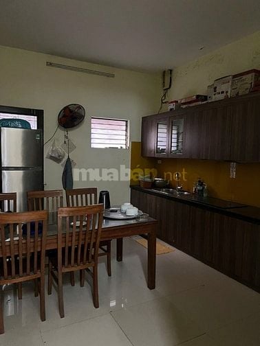 cho thuê nhà 2 mặt ngõ thoáng, an ninh tốt, gần chợ