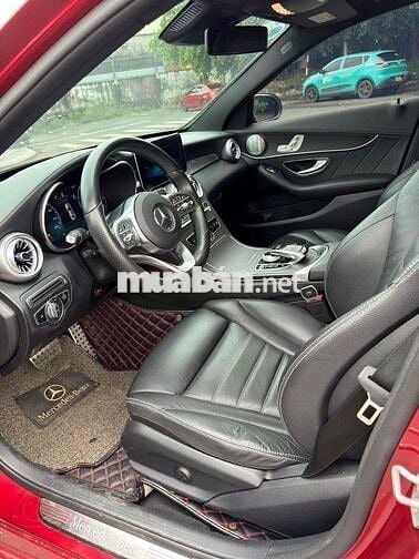 Mec C300 AMG model 2020 ngay chủ mình đứng tên , k