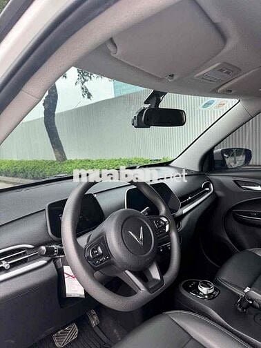 VinFast VF5 2024 Plus mua pin