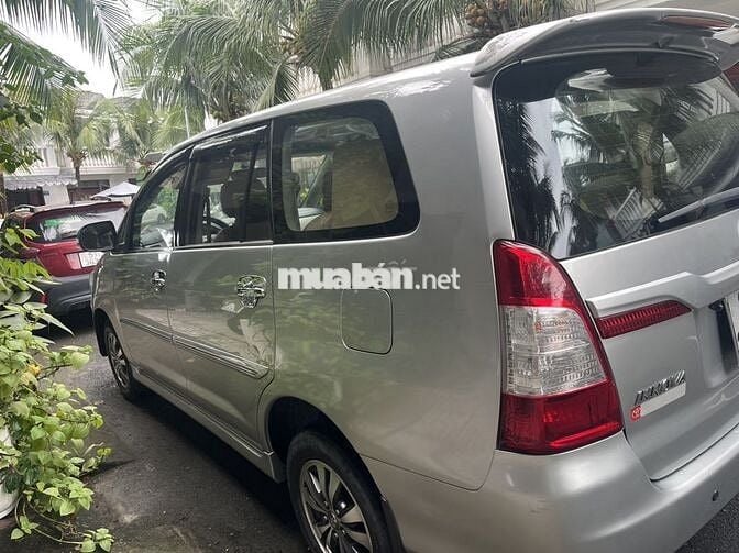 Toyota Innova 2016 - 106000 km