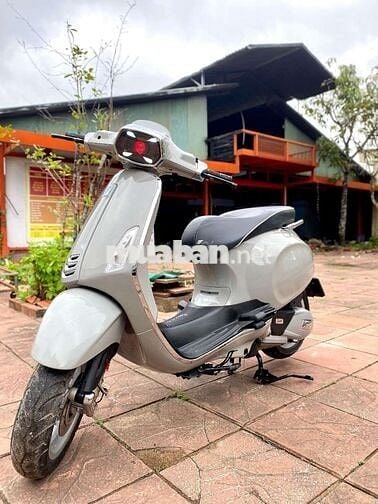 VESPA SPRINT ABS 125Fi Đèn Vuông 2016 Xám Xj Măng