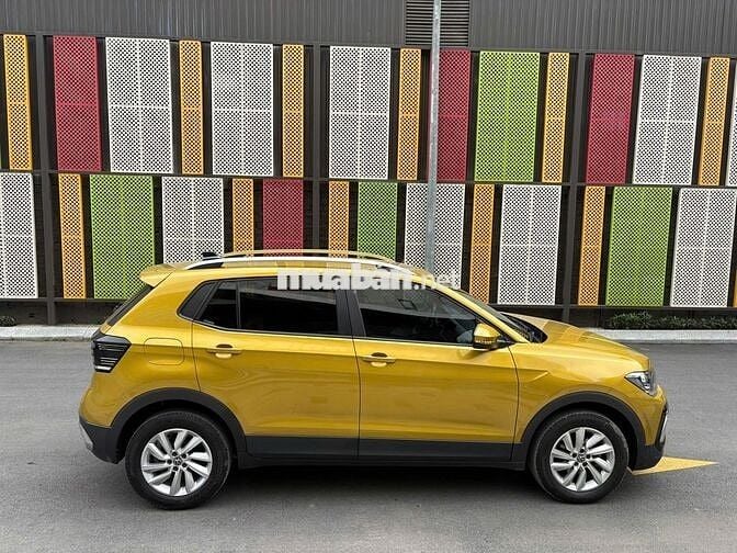 Volkswagen T-Cross Vàng 5 chỗ