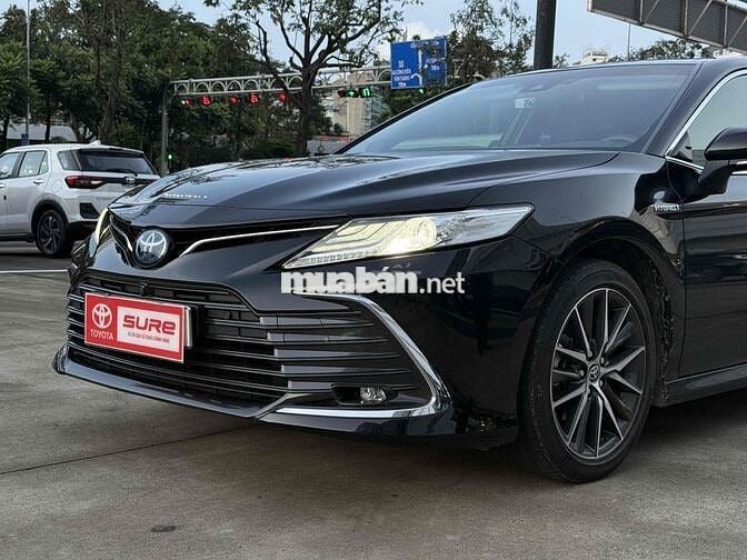 Toyota Camry 2023 2.5HV -Bản Hybrid cao cấp -1 Chủ