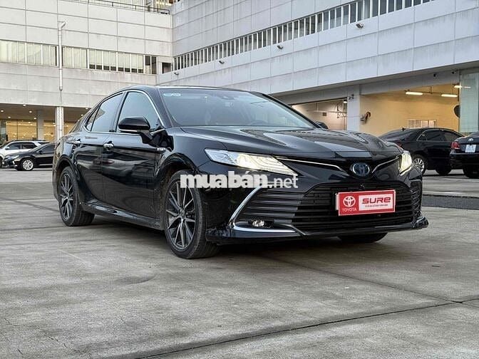 Toyota Camry 2023 2.5HV -Bản Hybrid cao cấp -1 Chủ