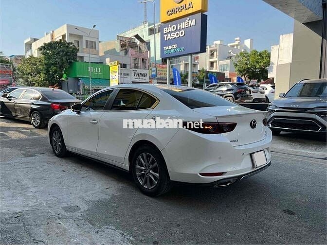 Mazda 3 2023 Luxury Trắng 27.000 km