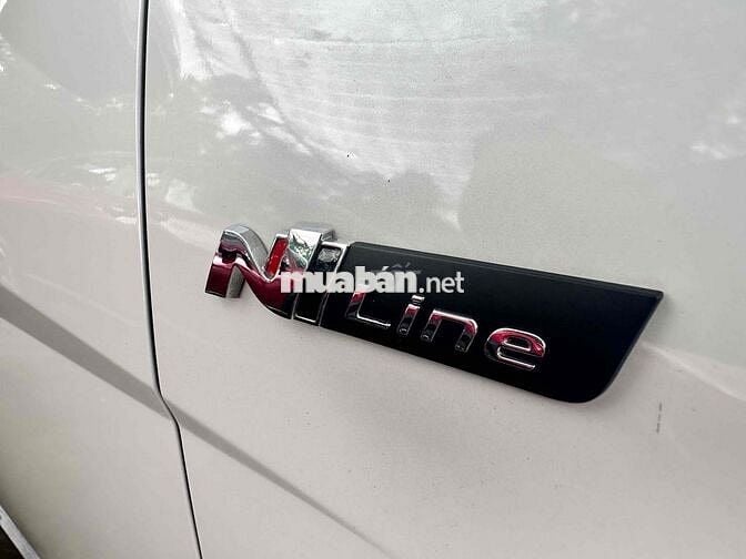 Bán nhanh Hyubdai Elantra 1.6 Tb Nline model 2024