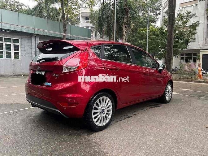 Ford Fiesta 2015 - 5 km