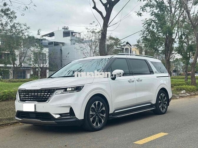 Kia Carnival 2023 Signature 2.2D - 55000 km