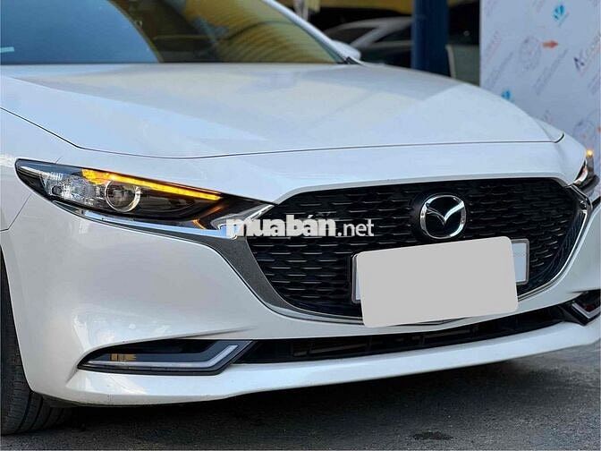 Mazda 3 2023 Luxury Trắng 27.000 km