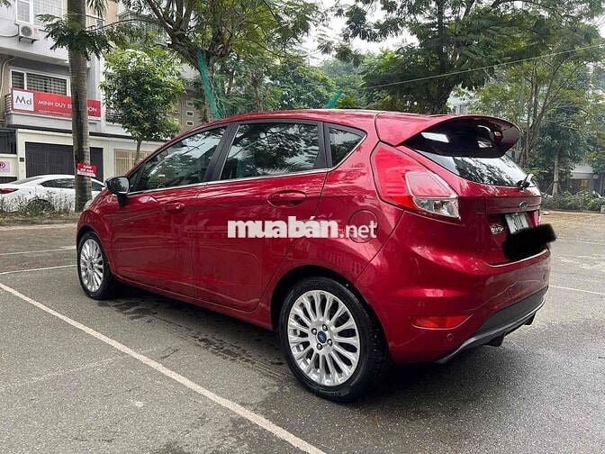 Ford Fiesta 2015 - 5 km