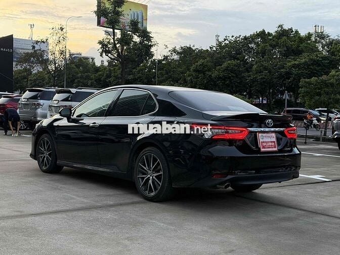 Toyota Camry 2023 2.5HV -Bản Hybrid cao cấp -1 Chủ