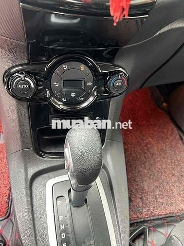 Ford Fiesta 2015 - 5 km