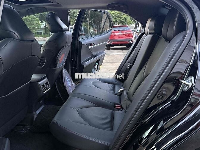 Toyota Camry 2023 2.5HV -Bản Hybrid cao cấp -1 Chủ