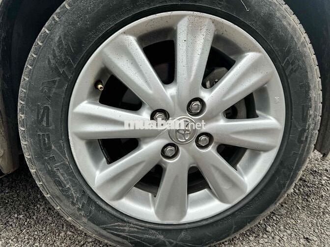 Toyota Yaris 2010 Trắng