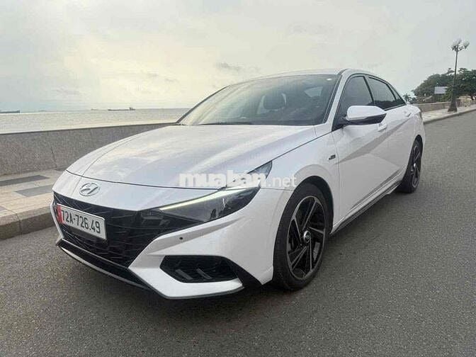 Bán nhanh Hyubdai Elantra 1.6 Tb Nline model 2024