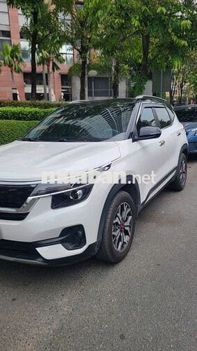 Kia Seltos 2023 1.4 Turbo Luxury - 60000 km