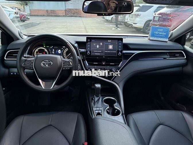 Toyota Camry 2023 2.5HV -Bản Hybrid cao cấp -1 Chủ