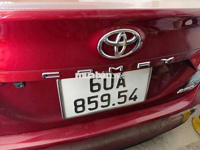 BÁN XE Ô TÔ CAMRY