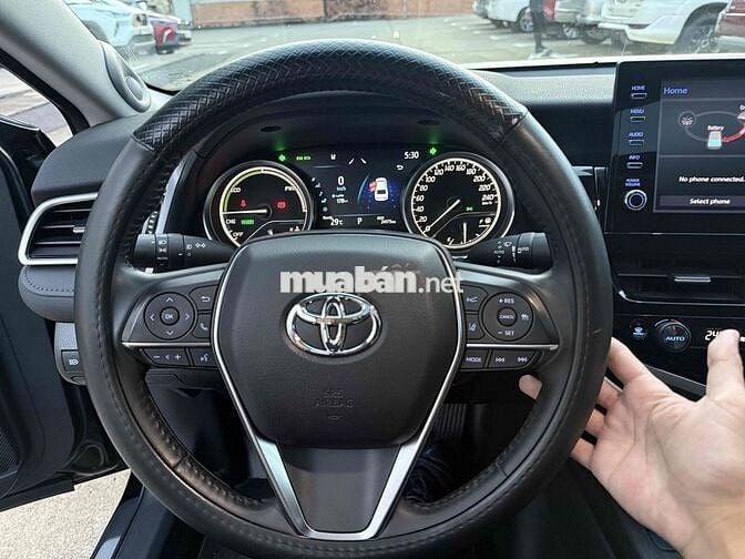 Toyota Camry 2023 2.5HV -Bản Hybrid cao cấp -1 Chủ