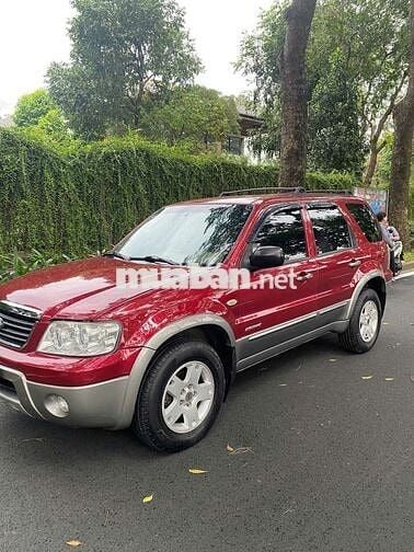 Escape 2005 cần bán