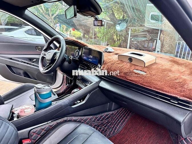 Bán nhanh Hyubdai Elantra 1.6 Tb Nline model 2024