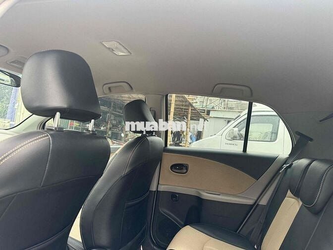 Toyota Yaris 2010 Trắng