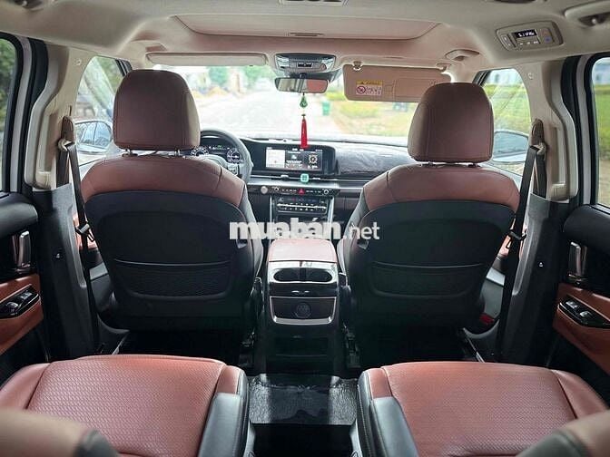 Kia Carnival 2023 Signature 2.2D - 55000 km