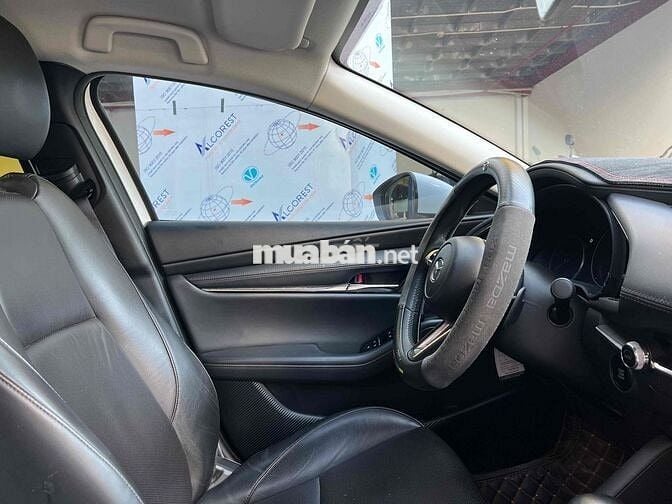 Mazda 3 2023 Luxury Trắng 27.000 km