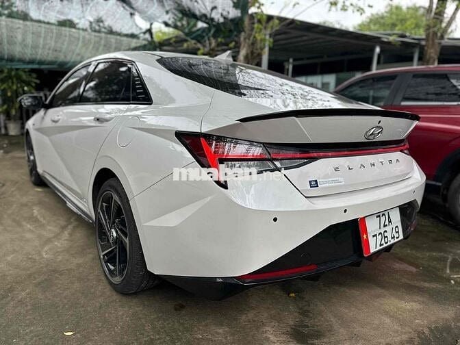 Bán nhanh Hyubdai Elantra 1.6 Tb Nline model 2024
