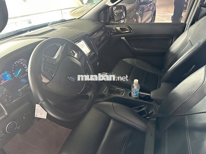 Ford Everest Titanium 2019, bảo hành 2026, vay 75%