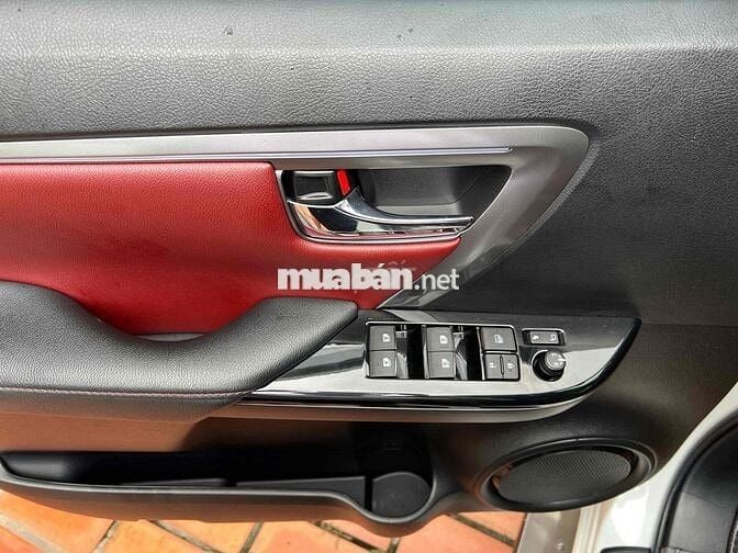 Fortuner Legender 2021 đi 23 ngàn Xe gia đình