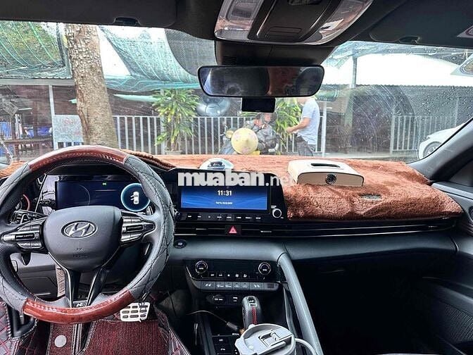 Bán nhanh Hyubdai Elantra 1.6 Tb Nline model 2024