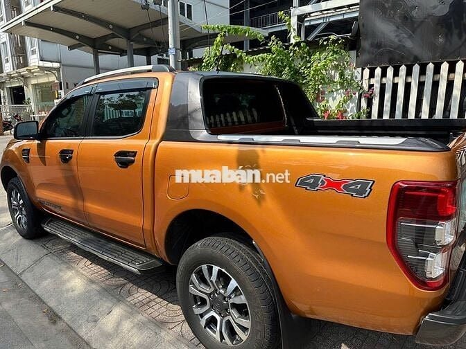 Ford Ranger Wildtrak 2018, bảo hành 2026, vay 75%