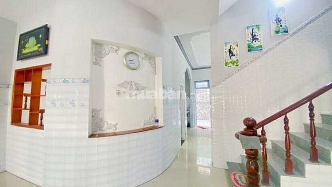 Cho thuê nhà ngang 8,5 m khu 586 có 5 phòng ngủ 12 triệu