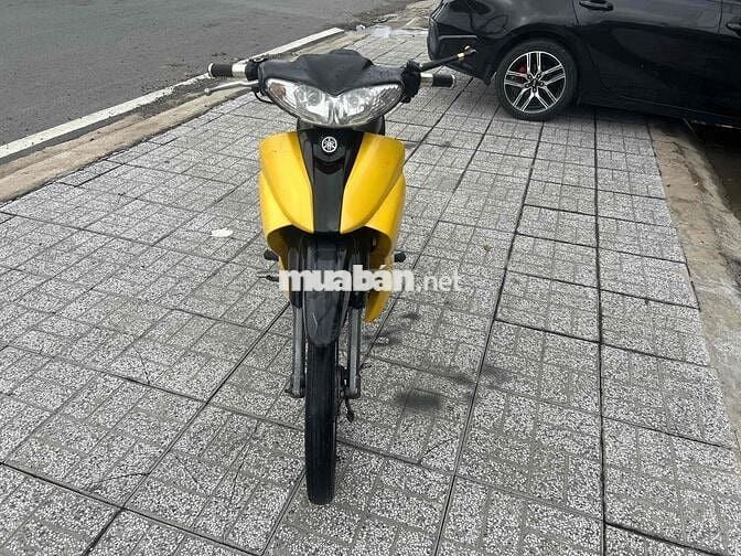 Yamaha Thể thao Vàng đen