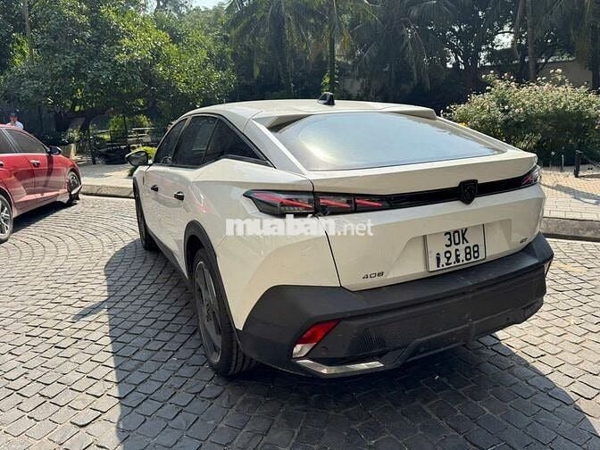 Peugeot 408 GT Line 2023 lăn bánh 2024 2000km