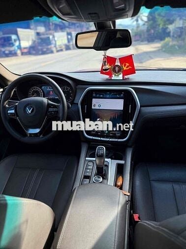 VinFast Lux A2.0 2019 Plus 2.0 AT - 110000 km