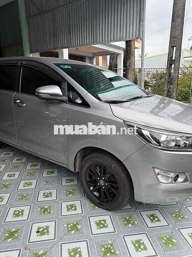 Toyota Innova 2019 2.0E odo 114k