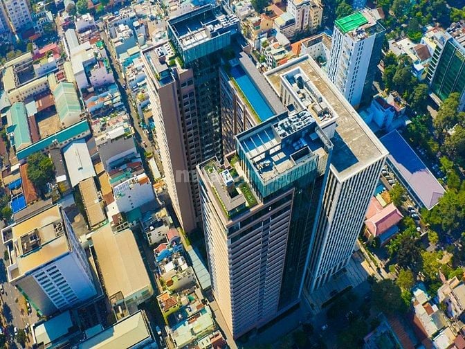 Bán Căn hộ tại The Marq Quận 1 tầng trung gồm 4 phòng ngủ 145m2