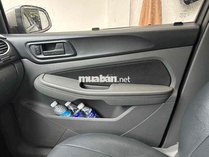 Ford Focus 2010 1.8 AT Xám