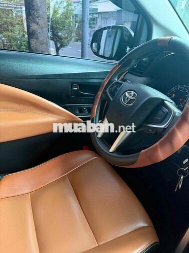 Toyota Innova 2019 2.0E odo 114k