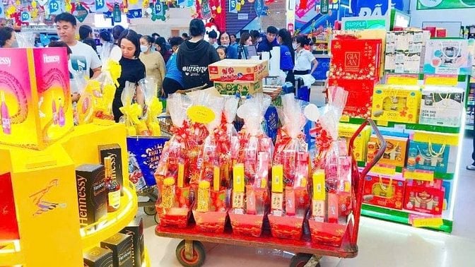 📢 CẦN TUYỂN 20 NAM/NỮ ĐÓNG GÓI QUÀ TẾT - LƯƠNG TUẦN